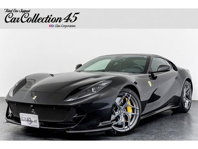 FERRARI 812 - 1