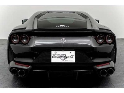 FERRARI 812 - 3