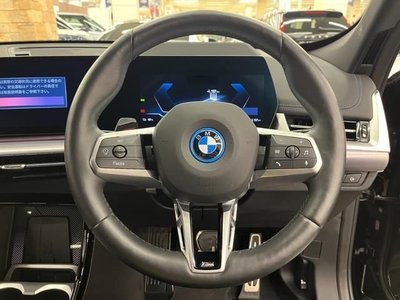 صورة 8 لـ 2024 BMW IX1