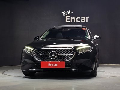 MERCEDES-BENZ E-CLASS - 2