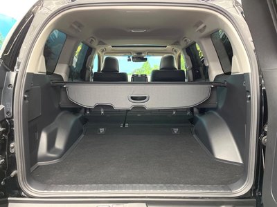 TOYOTA LAND CRUISER PRADO - 10