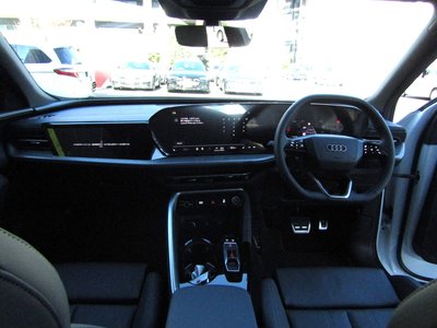 2025 AUDI Q5 — миниатюра 12