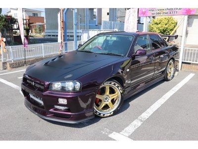 NISSAN SKYLINE