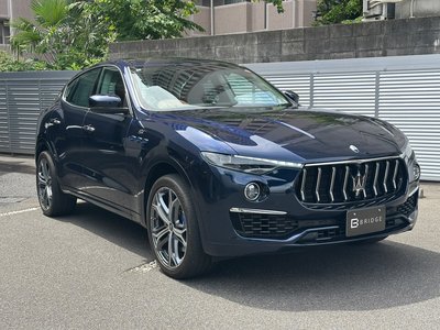 2022 Maserati LEVANTE — фото 1