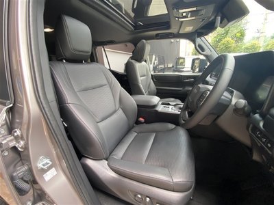 2025 Toyota LAND CRUISER 250 — фото 3