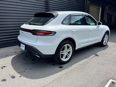 PORSCHE MACAN - 7