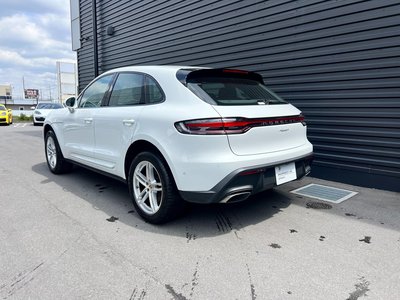 PORSCHE MACAN - 5