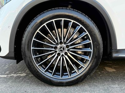 MERCEDES-BENZ GLC - 2