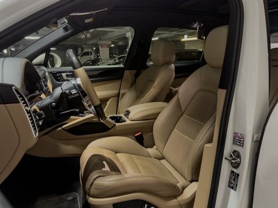 PORSCHE CAYENNE - 10