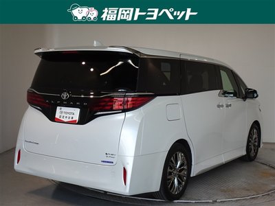 2025 Toyota ALPHARD photo 3