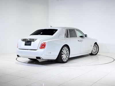ROLLS-ROYCE PHANTOM - 5