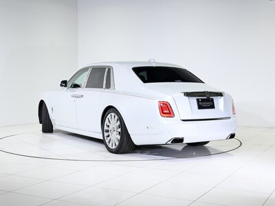 ROLLS-ROYCE PHANTOM - 6