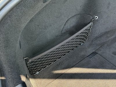 MERCEDES-BENZ EQS - 10