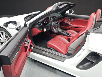 صورة مصغرة 13 لـ 2021 Porsche 718