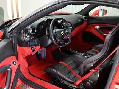 صورة 4 لـ 2021 Ferrari F8 SPIDER
