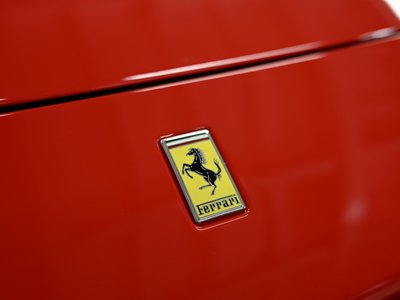صورة 12 لـ 2021 Ferrari F8 SPIDER