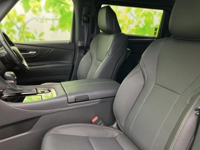 2025 Toyota ALPHARD — фото 7