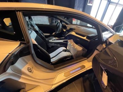2026 Lamborghini TEMERARIO 缩略图 12