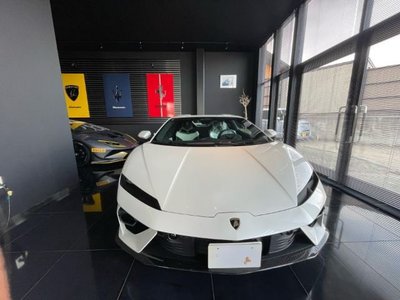 2026 Lamborghini TEMERARIO photo 4