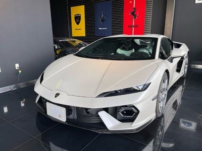 2026 Lamborghini TEMERARIO photo 1