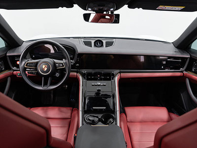 PORSCHE PANAMERA - 4