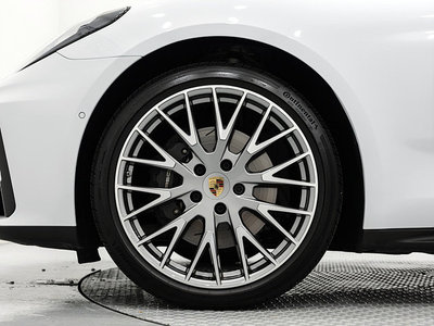 PORSCHE PANAMERA - 6