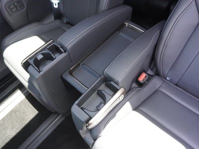 صورة مصغرة 56 لـ 2026 Toyota VELLFIRE