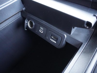 صورة مصغرة 31 لـ 2026 Toyota VELLFIRE