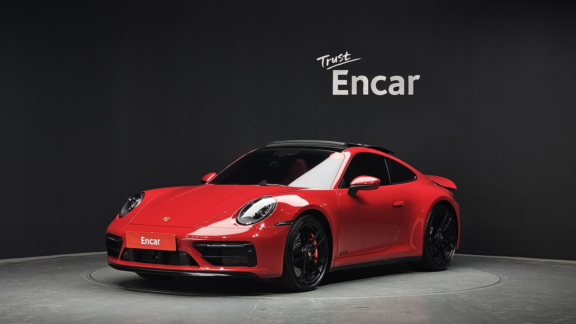 PORSCHE 911 - View 1