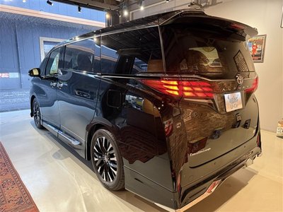 TOYOTA ALPHARD - 8