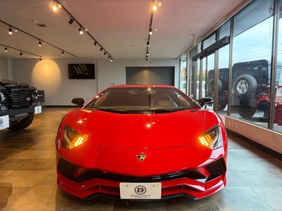 LAMBORGHINI AVENTADOR - 7