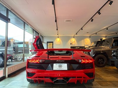LAMBORGHINI AVENTADOR - 10