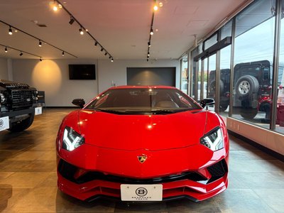 LAMBORGHINI AVENTADOR - 5