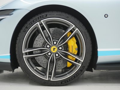 2023 Ferrari ROMA — миниатюра 20