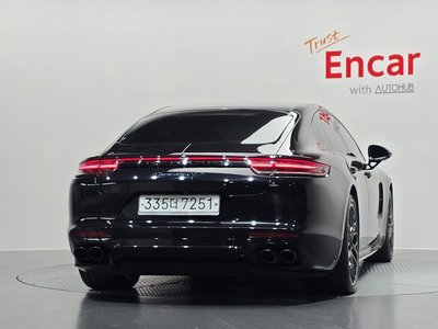 2020 Porsche PANAMERA 照片 4
