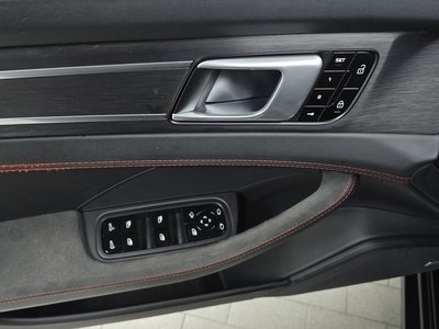 2020 Porsche PANAMERA 缩略图 25