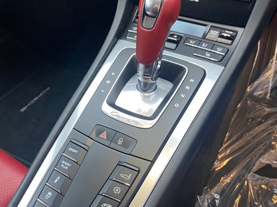 PORSCHE 911 - 4