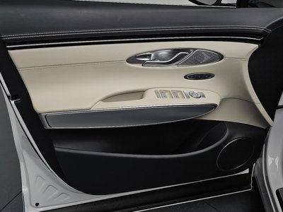 صورة مصغرة 14 لـ 2022 Genesis GV70