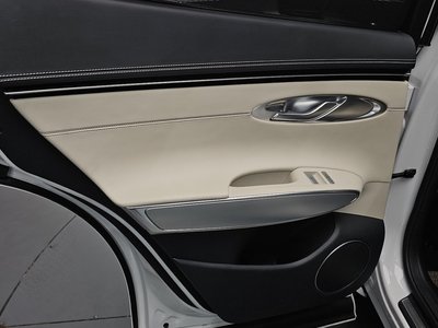 صورة مصغرة 15 لـ 2022 Genesis GV70