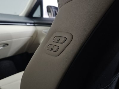 صورة مصغرة 31 لـ 2022 Genesis GV70