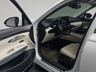 صورة مصغرة 13 لـ 2022 Genesis GV70