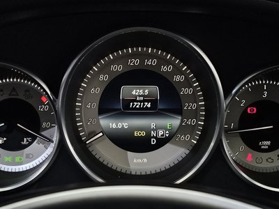 MERCEDES-BENZ CLS - 8