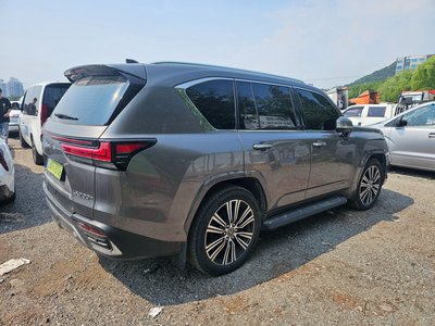 LEXUS LX - 2