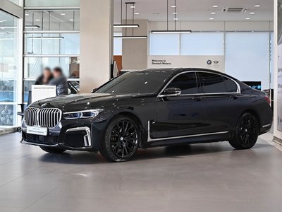 BMW 7 SERIES - 1