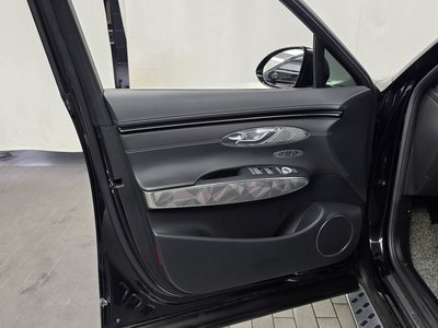 2021 Genesis GV70 — миниатюра 14