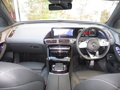 MERCEDES-BENZ EQC - 9