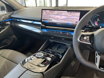 2026 BMW 5 SERIES thumbnail 24
