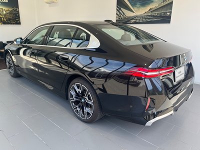2026 BMW 5 SERIES thumbnail 11