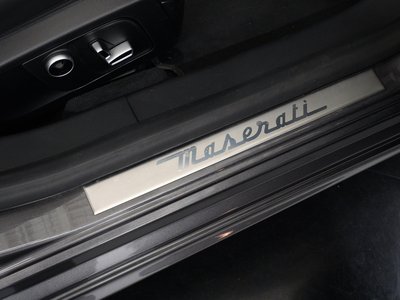 2021 Maserati QUATTROPORTE photo 8