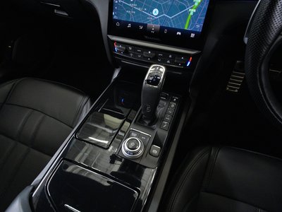 2021 Maserati QUATTROPORTE thumbnail 44